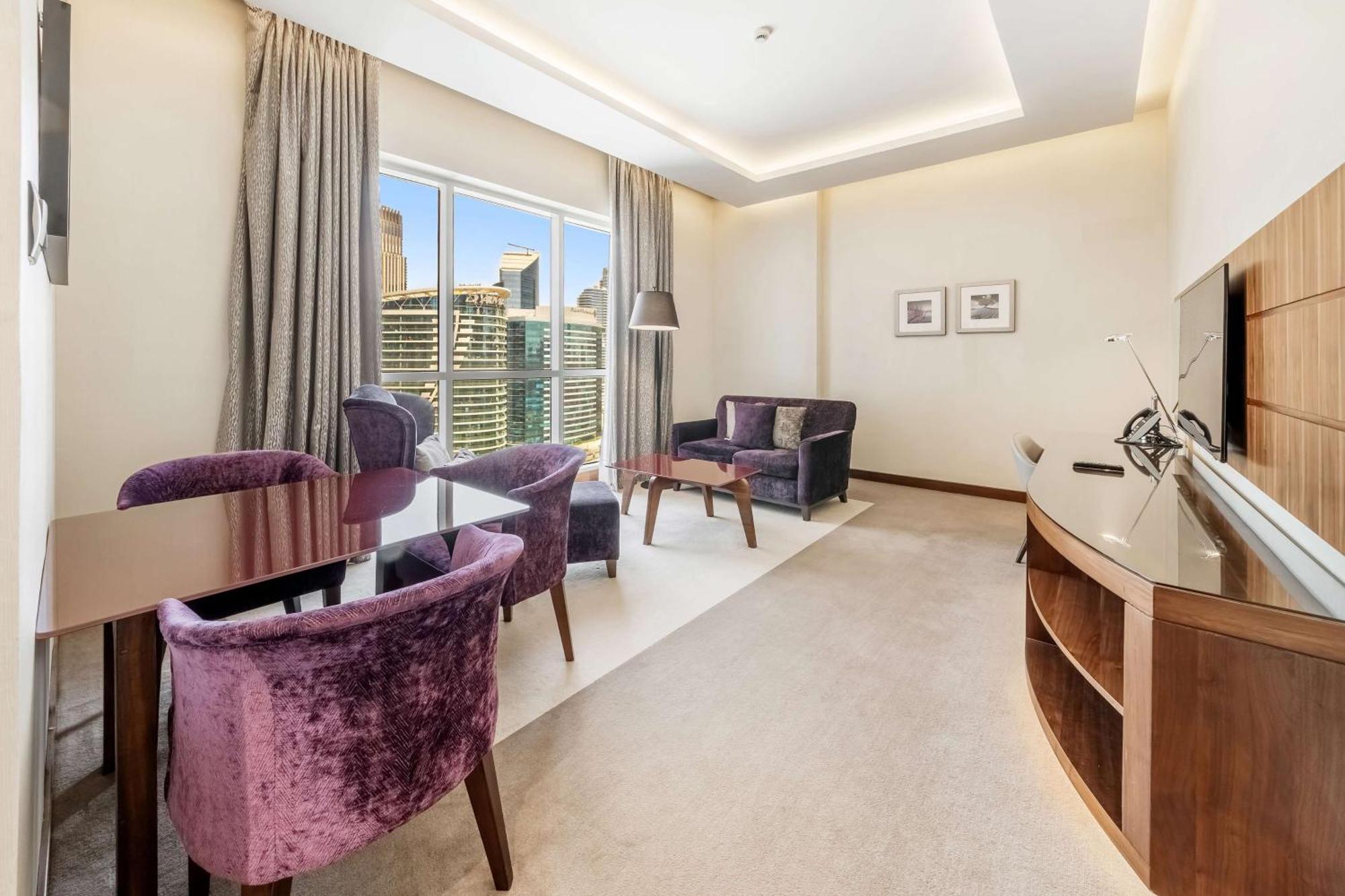 Radisson Blu Hotel, Waterfront Отель Дубай